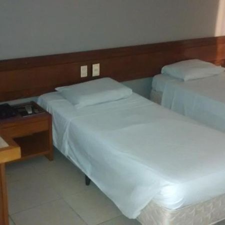 Hotel Paradise 维多利亚 外观 照片